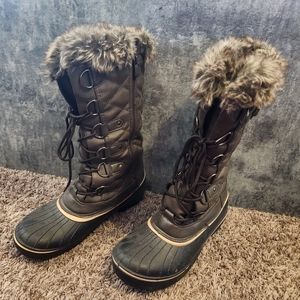 DREAM PAIRS Women's DP Warm Faux Fur Lined Mid Calf Winter Snow Boots